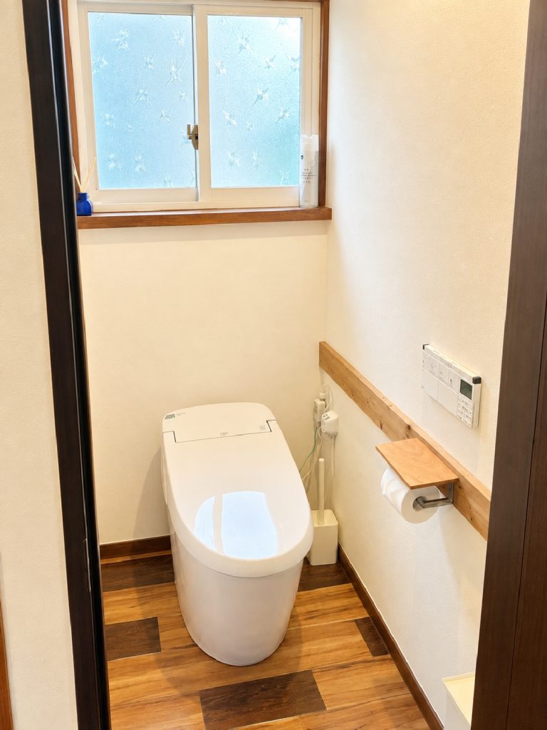 Toilet